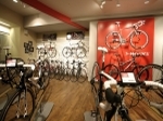 Specialized concept store Peksport - 02 